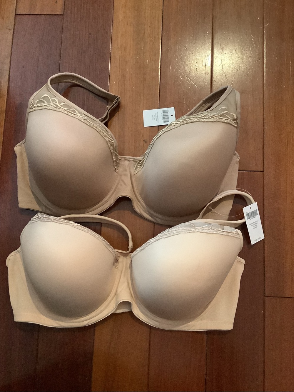 Soma Seemless T-Shirt Bras Breathe Beautifully in Soft Tan and Lt Nude